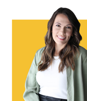 Jenn - CREATIVE DIRECTOR